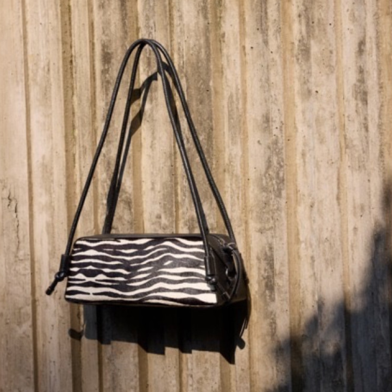 Bolsa Luiza Barcelos E Nati Vozza Animalier Zebra Animal Print