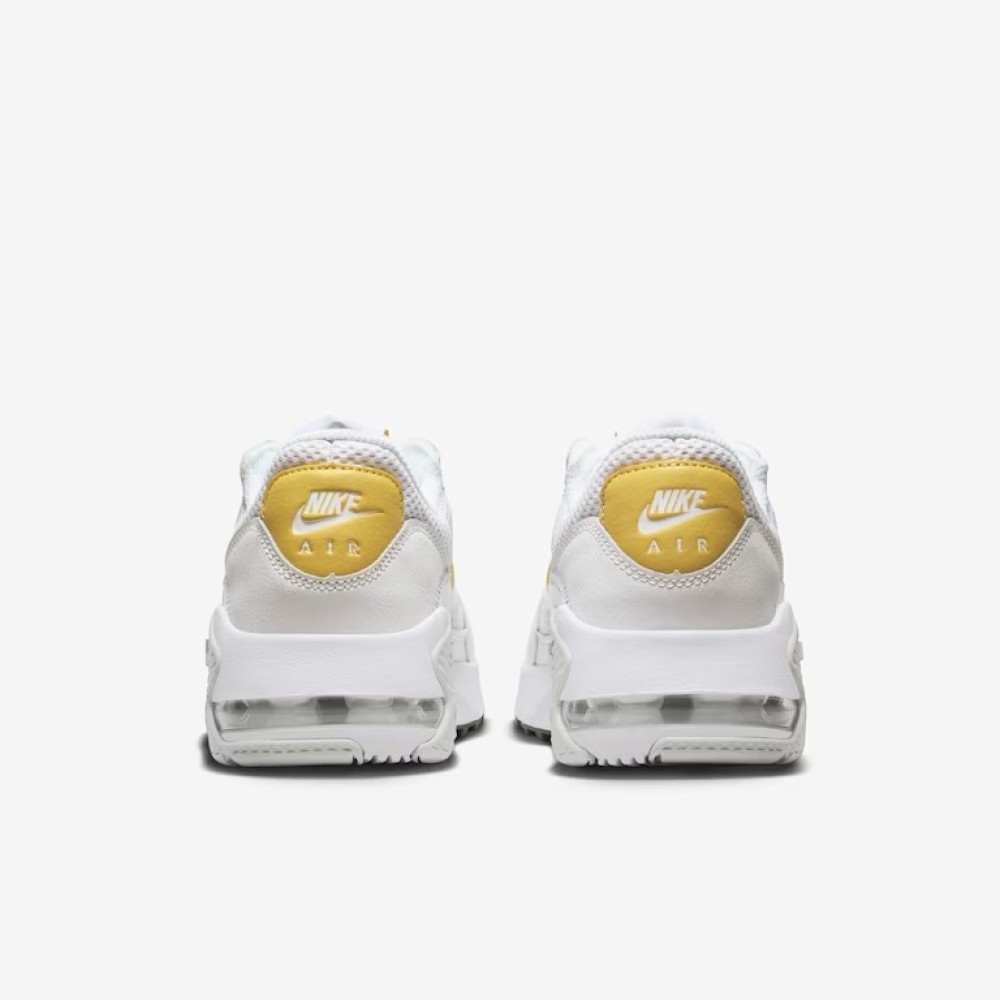 Tênis Nike Air Max Branco Com Dourado