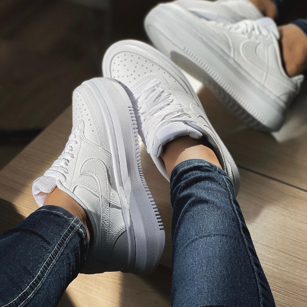 Tênis Nike Flatform Branco