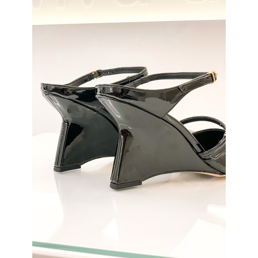 Scarpin Mule Luiza Barcelos Anabela Verniz Preto
